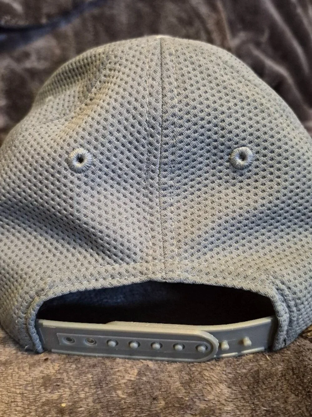 Nike Boys Baseball Cap Mesh Adjustable Gray Geometric Pattern Size 4-7